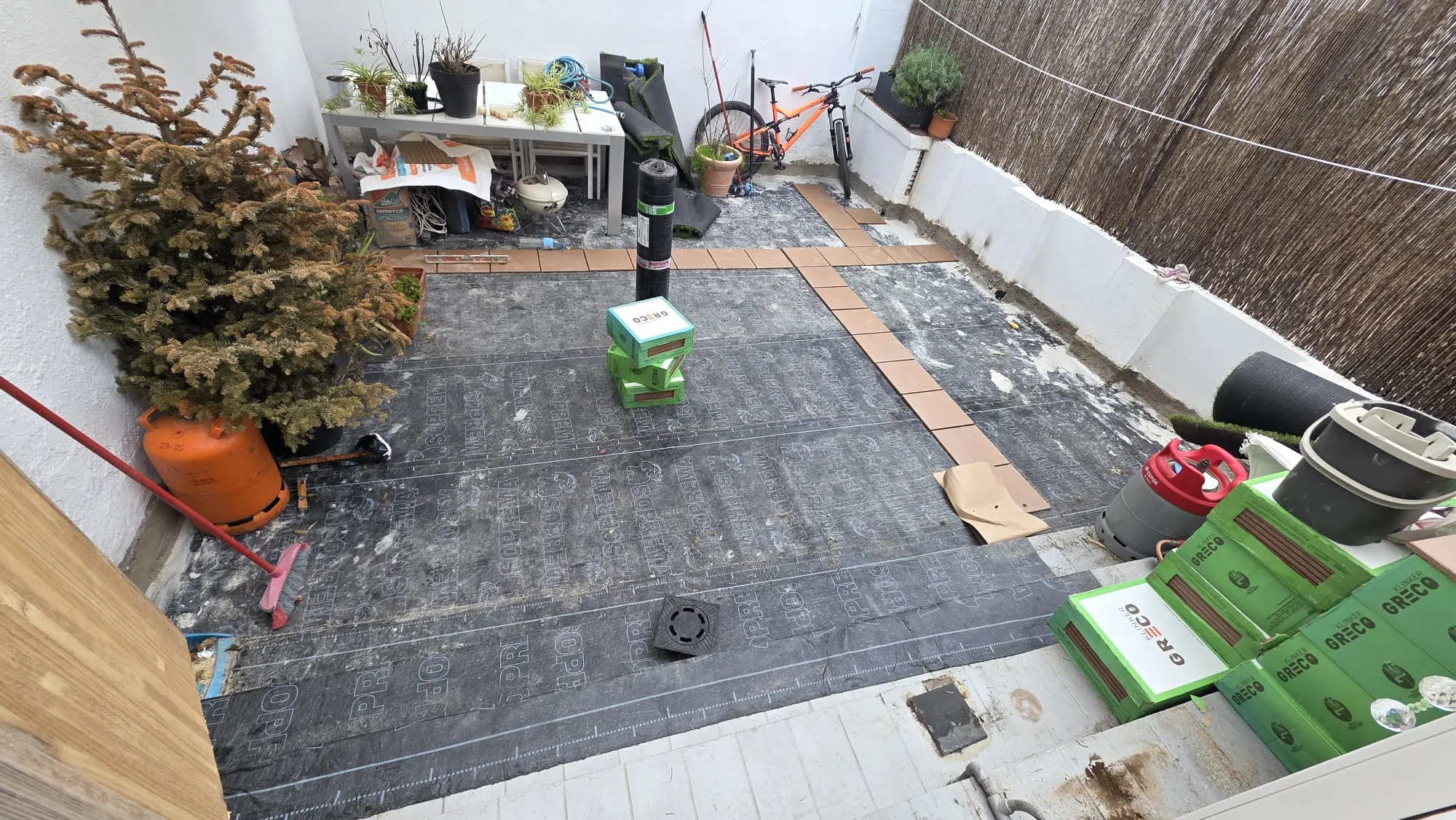 Terraza impermeabilizada en una vivienda de Barcelona